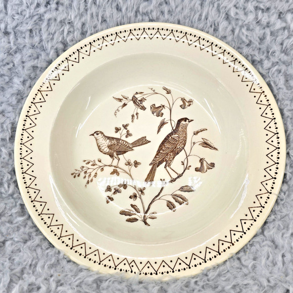 Vintage Wedgwood Williamsburg Aviary Soup Bowl 8" Birds England Commmemorative - Picture 1 of 10